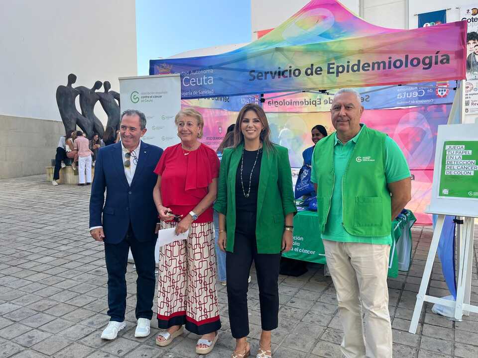 De izda. a derecha: Mario de Miguel, Rebeca Benarroch, Nabila Benzina y Jesús María Ferreiro./ J.A. González