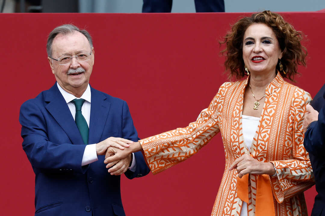 Vivas en el acto de la Festividad Nacional en Madrid / La Ciudad