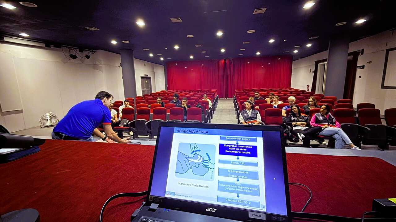 Curso intensivo de capacitación celebrado en la Asamblea