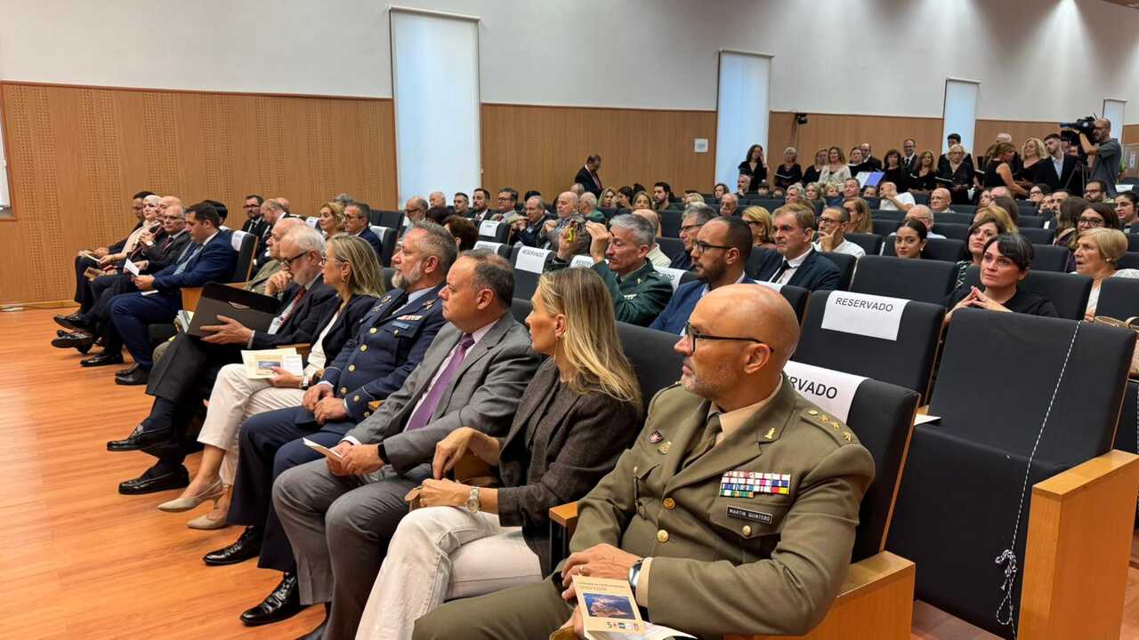 Acto inaugural curso académico 2025/2026 UNED / E. Arteaga