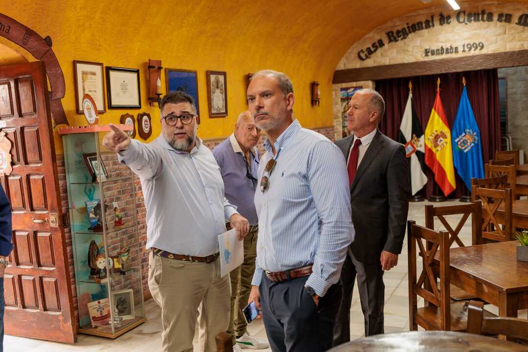 Fomento anuncia actuaciones urgentes para restaurar el entorno de la Casa de Ceuta en Melilla