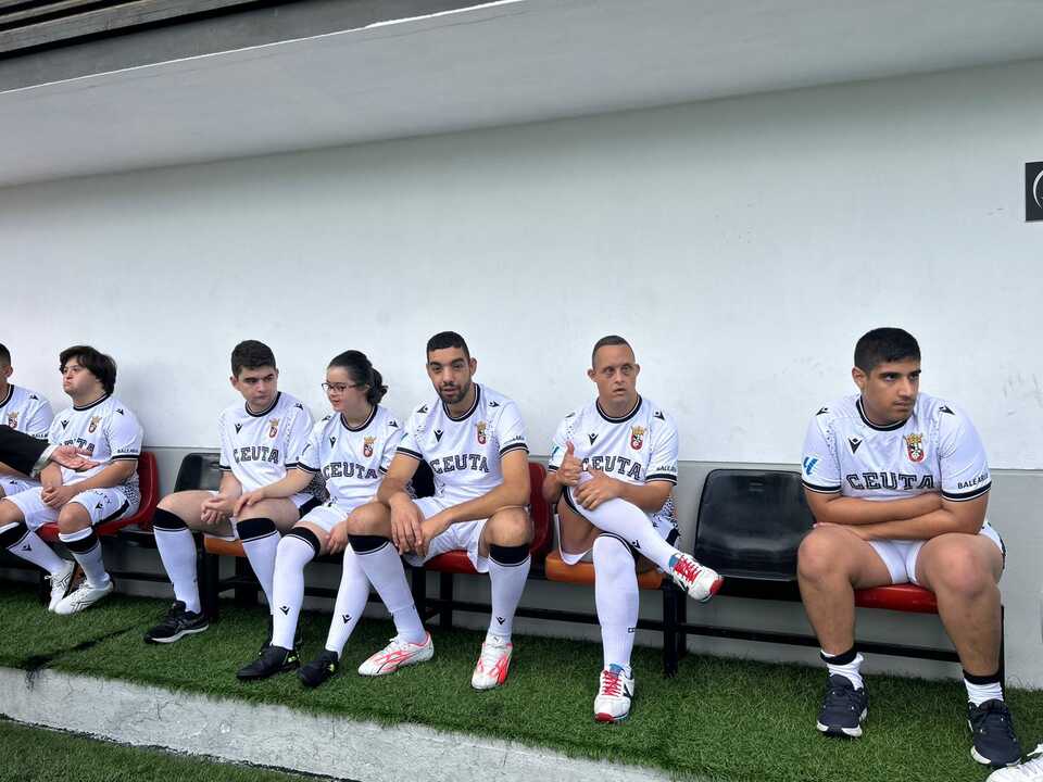 Debut Ad Ceuta Genuine / E. Arteaga