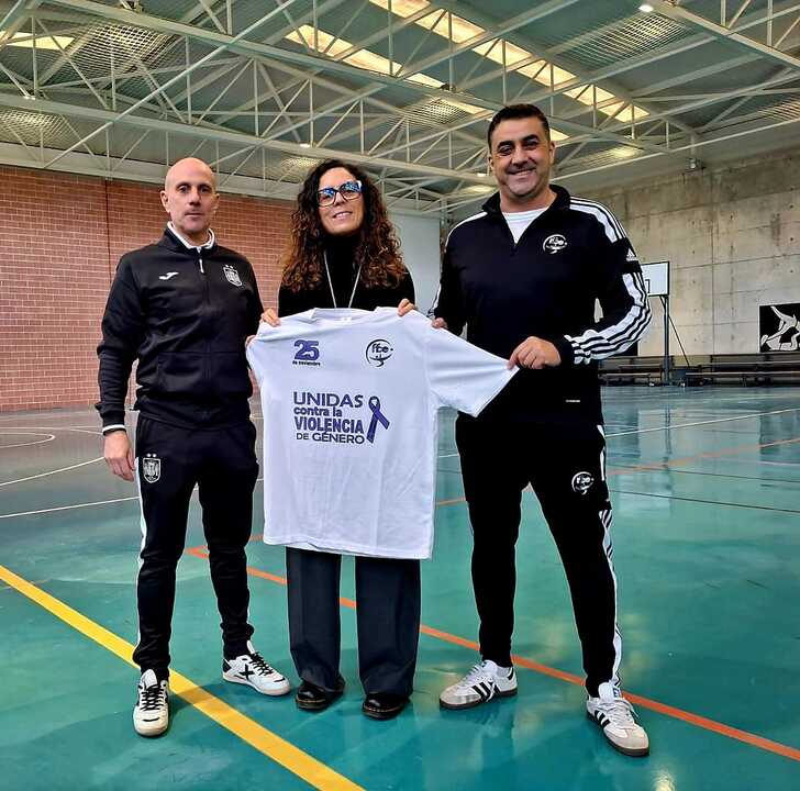 Fútbol contra la violencia de género en el Centro Penitenciario de Ceuta