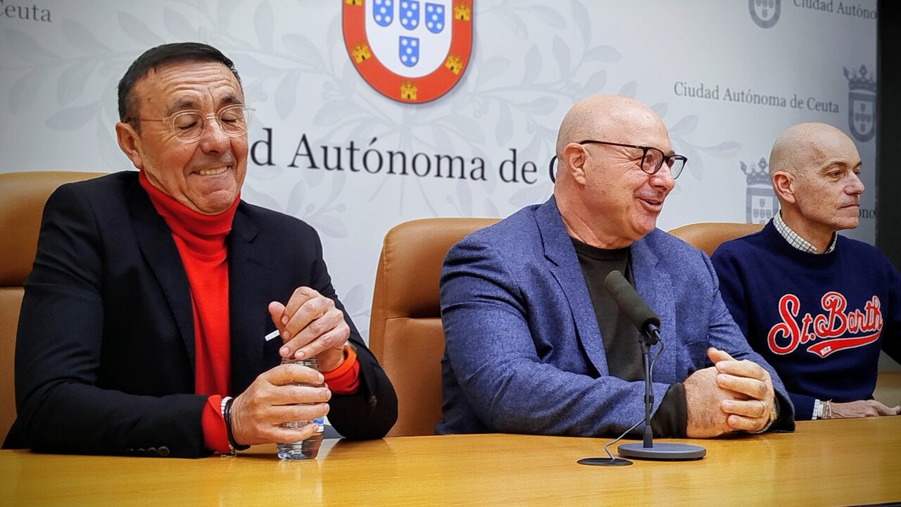 Presentación de las pruebas de Triatlón de la Española