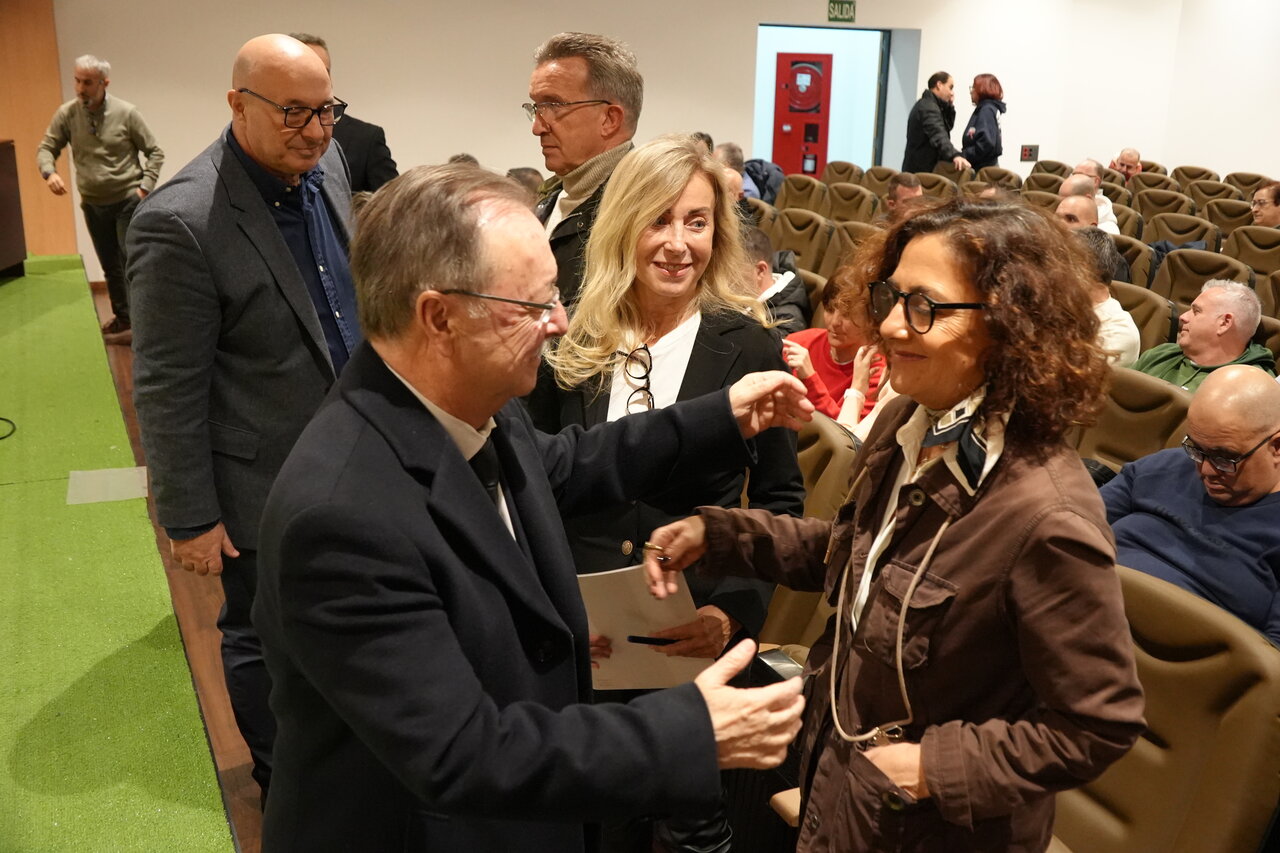 taller “Detectar, prevenir y actuar: respuestas ante el racismo en el deporte”