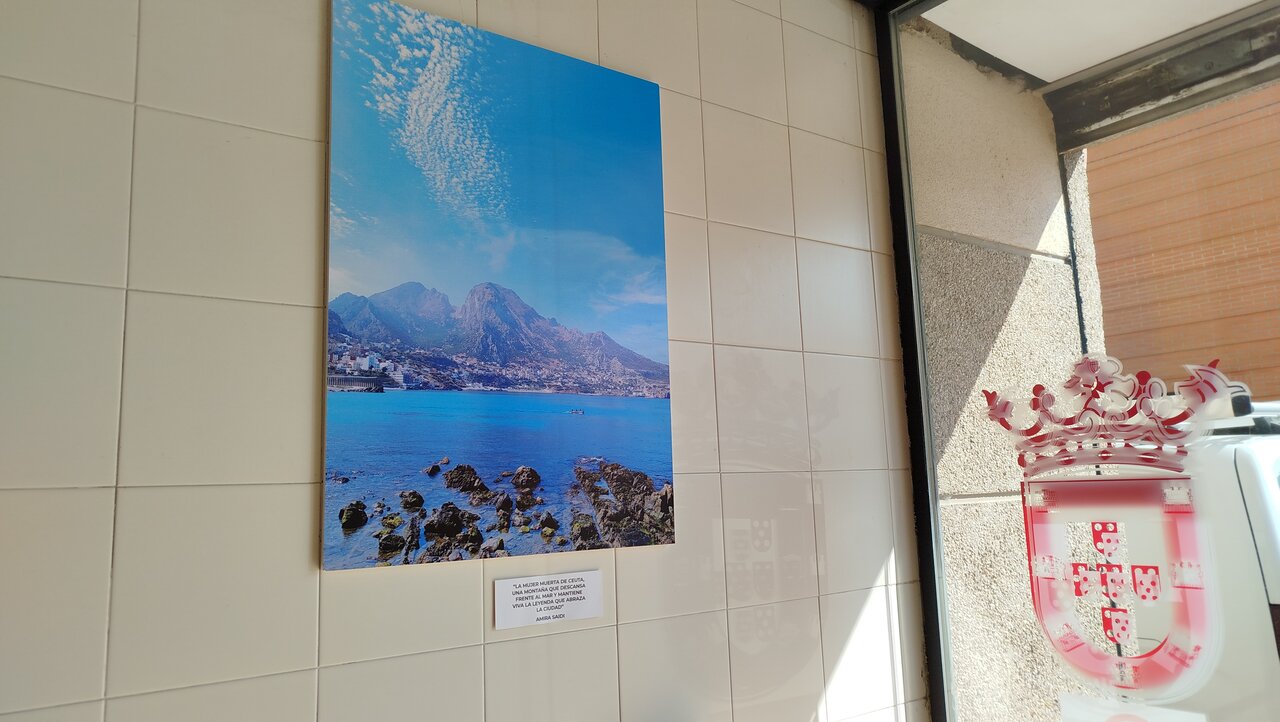 Exposición Miradas que iluminan en barrio (10)
