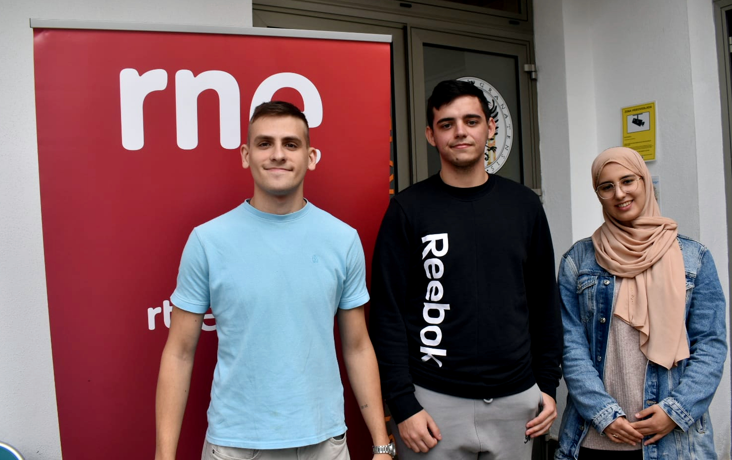 Alumnos de la UGR que han participado en el 100 aniversario de la radio 